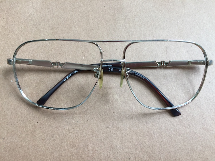 高逼格眼镜之Police品牌 时尚设计、保养与维修指南